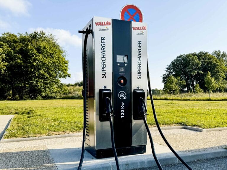 Borne de recharge 120kW