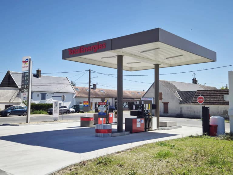 Station-service Total